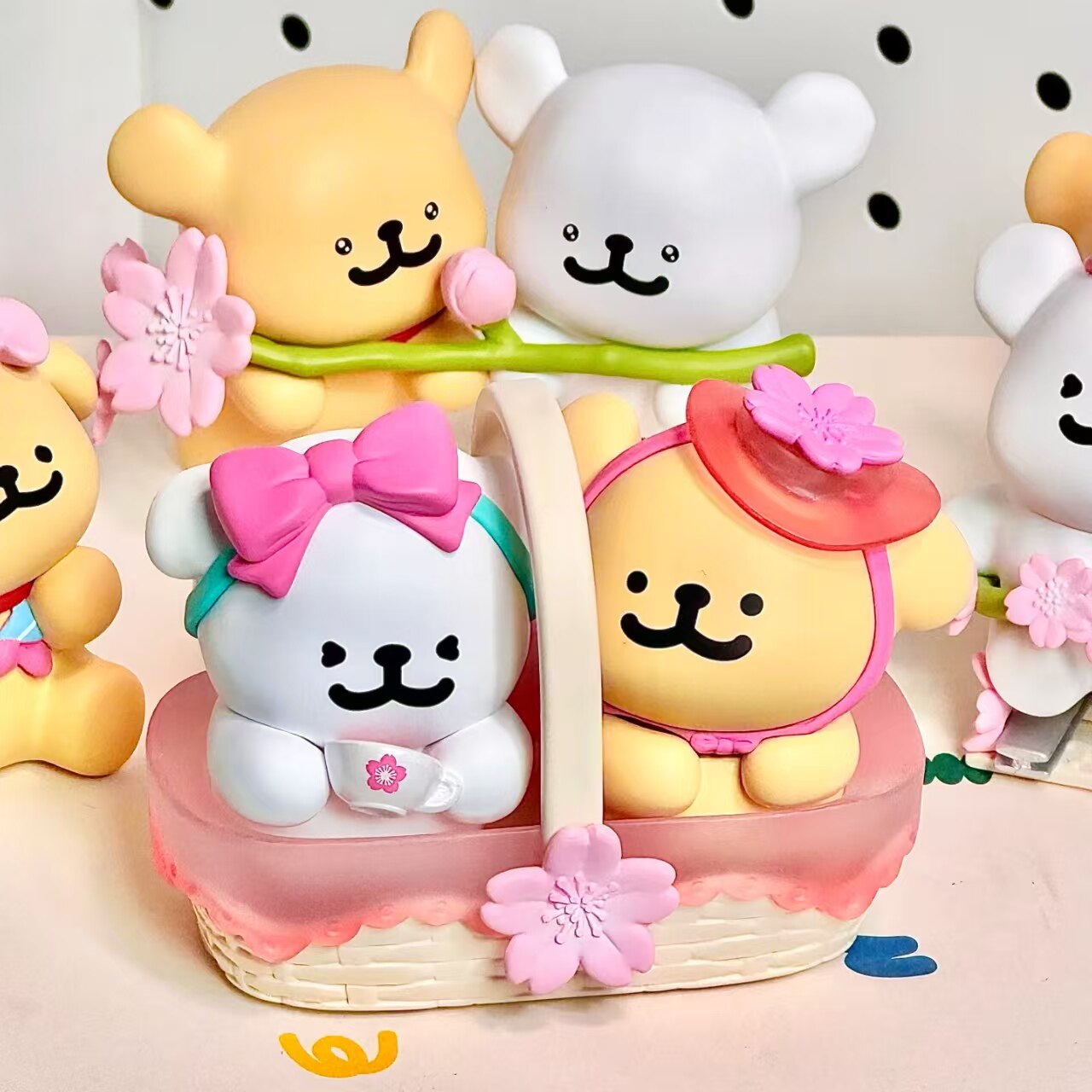 Sakura Express-Funism Maltese Romantic cherry blossoms Confirmed