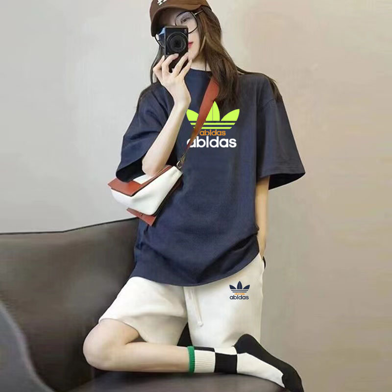 Sports Clover Summer Short Suit, Stylish, Loose and Versatile, Student Pure Cotton, Petite, Slim Fit, Two-Piece Set Sports Clover Summer Short Suit, Stylish, Loose and Versatile, Student Pure Cotton, Petite, Slim Fit, Two-Piece Set