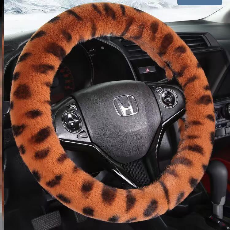 Upscale winter car steering wheel sleeve imitation rabbit plush car handlebar sleeve cartoon cute to keep the genders anti-slip and warm