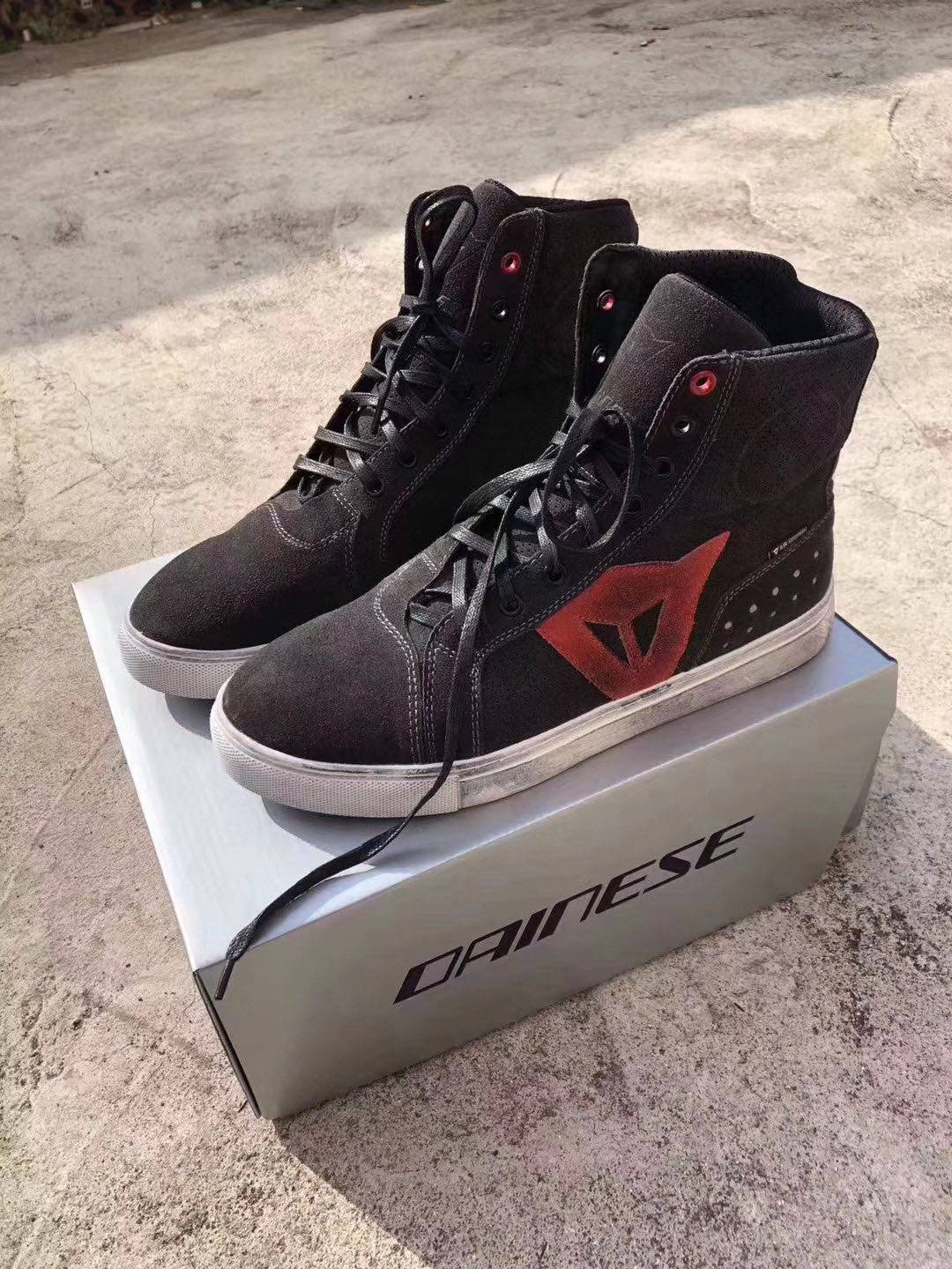 Danny S motorcycle riding boots locomotive casual board shoes knight protective gear summer four seasons protection non-slip breathable men and women