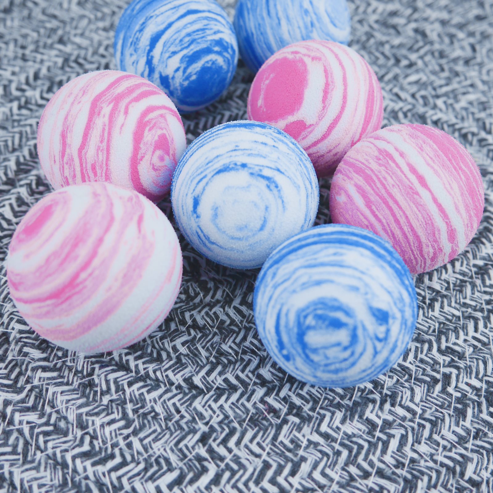 Pet teasing kitty dog toy rainbow micro elastic size ball gnaw light molar