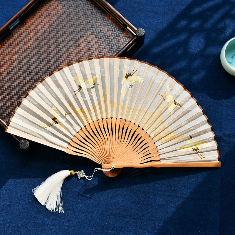 Chinese style plain color classical Hanfu folding fan ancient style catwalk dance photo cheongsam women's fan Japanese gift