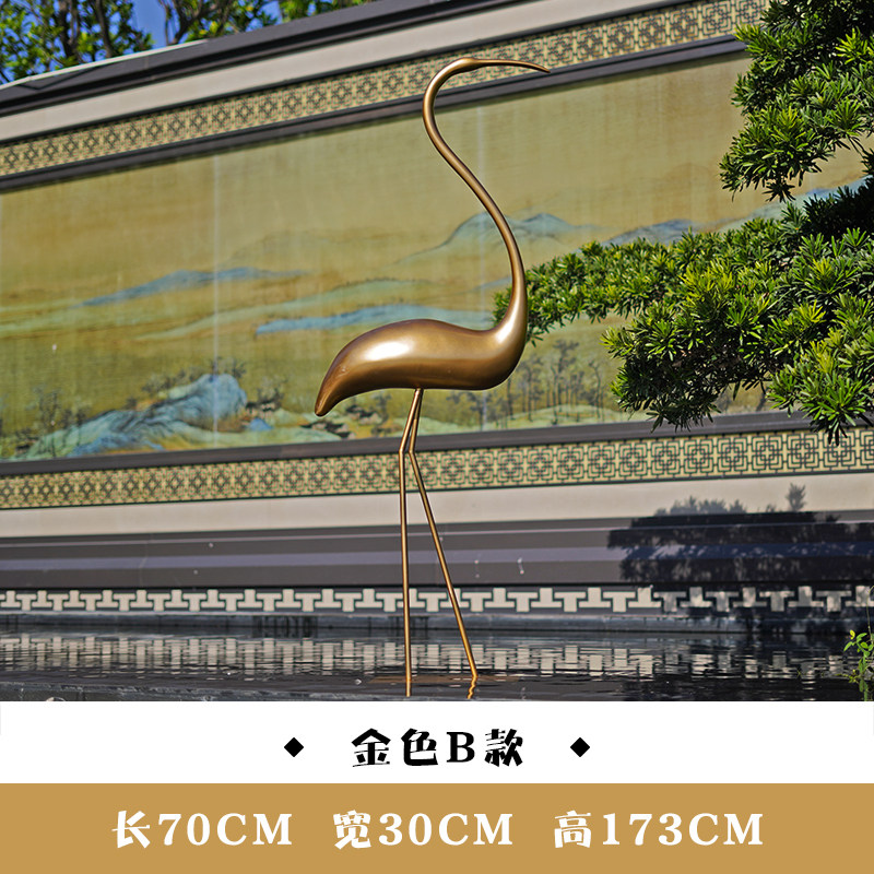 Скульптура журавля оранжево-золотая, 173 см