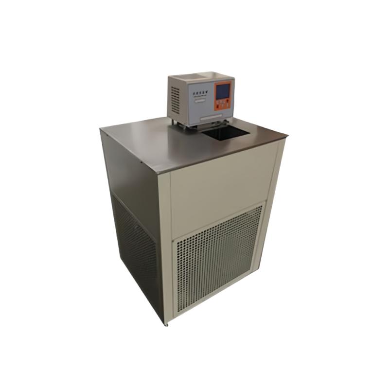 低温恒温槽高端大液晶智能控制系统温度修正分辨率最高达0 .1 ℃