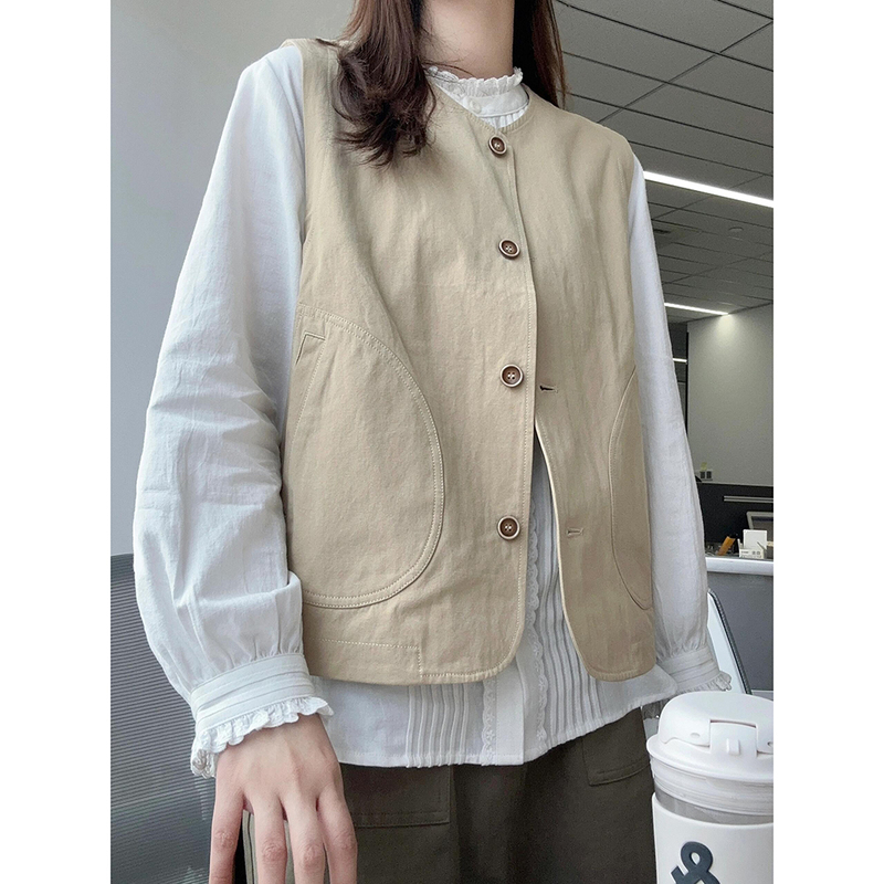 Korean-Style Accordion Pleated Lace-Trimmed Shirt Layered with a Vest Two-Piece Set, Early Spring Niche Design, Stunning Top