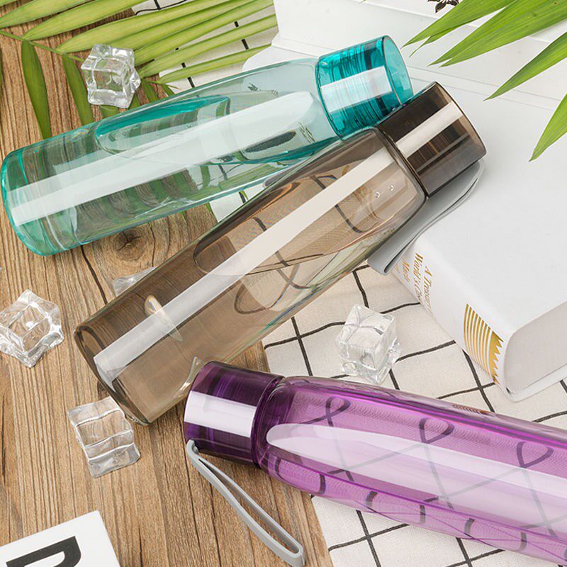 Creative water cup plastic cup children's student Korean version cute children's teacup male leak-proof portable space cup enjoy the new model