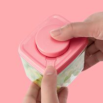 Good child out snack box fruit box auxiliary box rice powder box powder box carry out milk powder seal