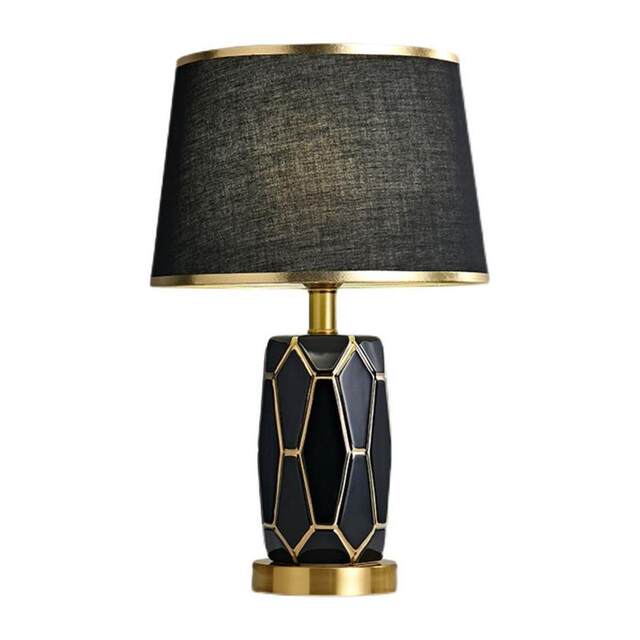 Nordic Table Lamp Living Room Hotel Bedroom Bedside Lamp Modern Simple Creative Model Room Clubhouse Decoration Ceramic Table Lamp