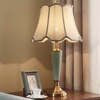 American Retro Bedroom Bedside Ceramic Table Lamp European Modern Simple Warm Creative Living Room Study Home Lighting Fixtures