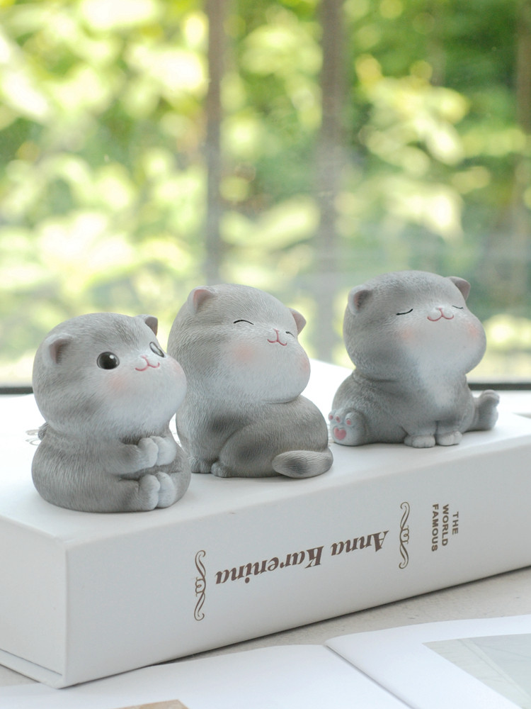 Birthday gift female to send girlfriend girlfriend girlfriend girlfriend practical surprise cute cute pet cat ornaments creative Christmas