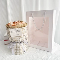 Белый рисунок Kabuccino (11) Подарочные пакеты Window