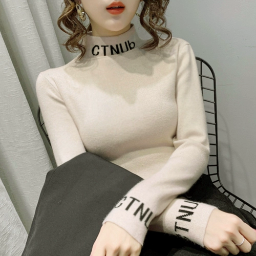 Бархатный приятный телу демисезонный удерживающий тепло флисовый лонгслив, высокий воротник, с вышивкой, облегающий крой