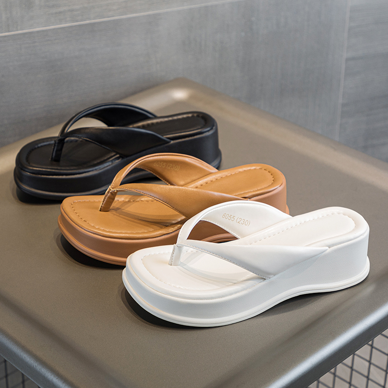Thick-Soled Flip-Flops for Women 2026 New Summer Hot-Selling Versatile Casual Height-Increasing Thong Sandals for Outdoor Wear Thick-Soled Flip-Flops for Women 2026 New Summer Hot-Selling Versatile Casual Height-Increasing Thong Sandals for Outdoor Wear