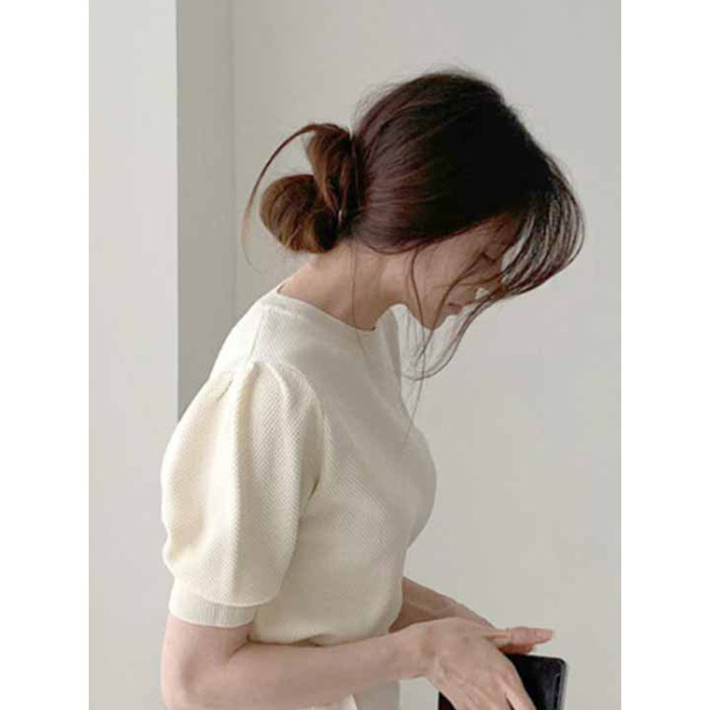 White Knitted Short-Sleeve T-Shirt for Women, Summer Thin Style, Gentle and Versatile, Round Neck Pullover, Casual Short Puff Sleeve Top