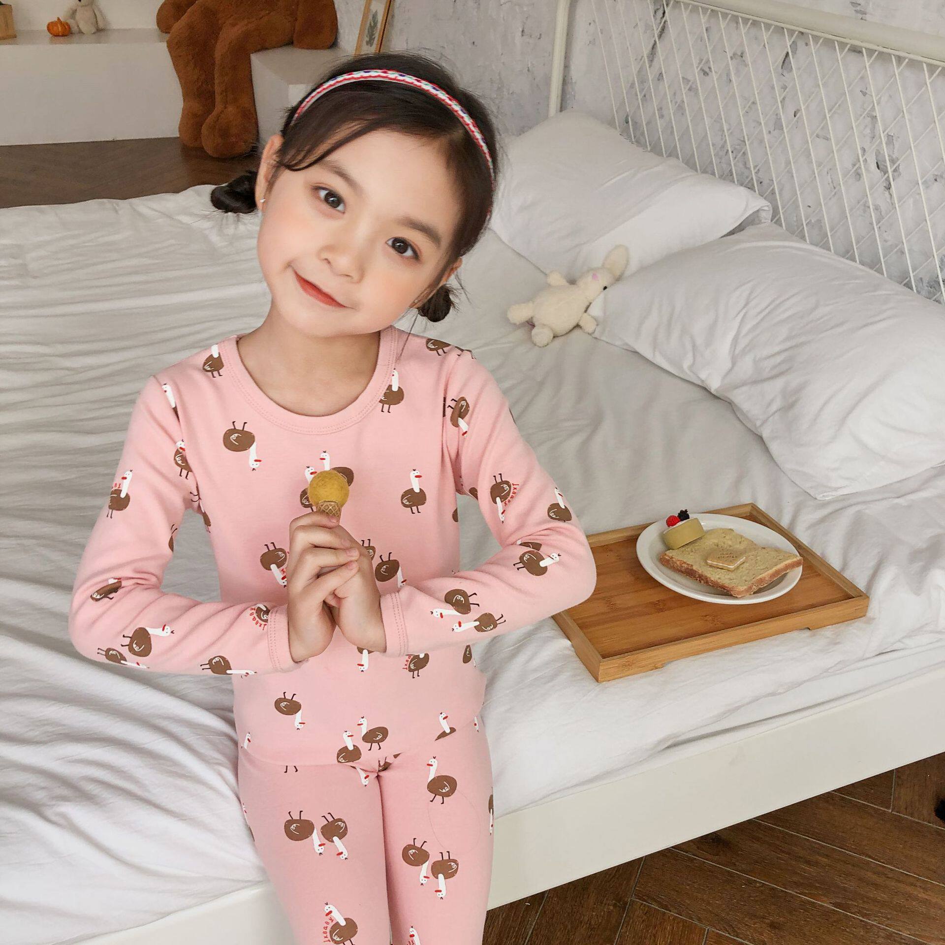 New children's autumn and winter clothes sanitary pants autumn hot clothes baby home clothes wool pull frame autumn and winter home clothes
