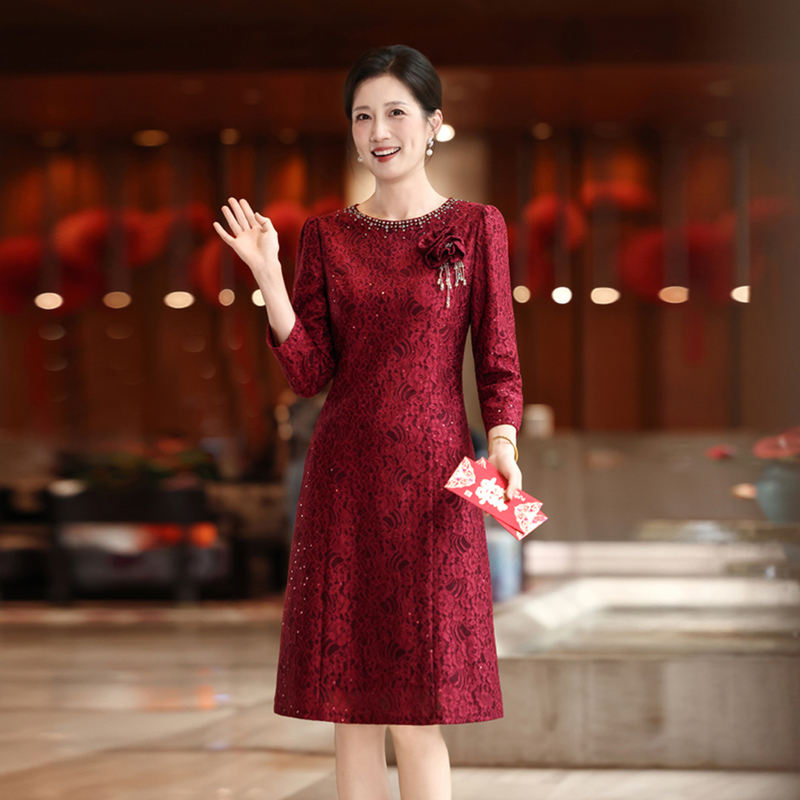 Mother-In-Law's Wedding Banquet Outfit 2026 New Style Burgundy Lace Dress Mother's Wedding Dress Slimming and Elegant Mother-In-Law's Wedding Banquet Outfit 2026 New Style Burgundy Lace Dress Mother's Wedding Dress Slimming and Elegant
