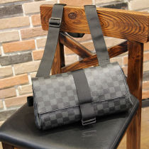 Send father to husband Father Fathers Day gift 2021 new mens shoulder bag mens plaid shoulder bag trend mens bag