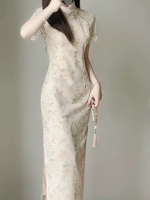 814 Цвет шампанского