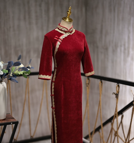 Осеннее элегантное бархатное ципао, легкое платье, 2024 года, светлый стиль, с рукавом