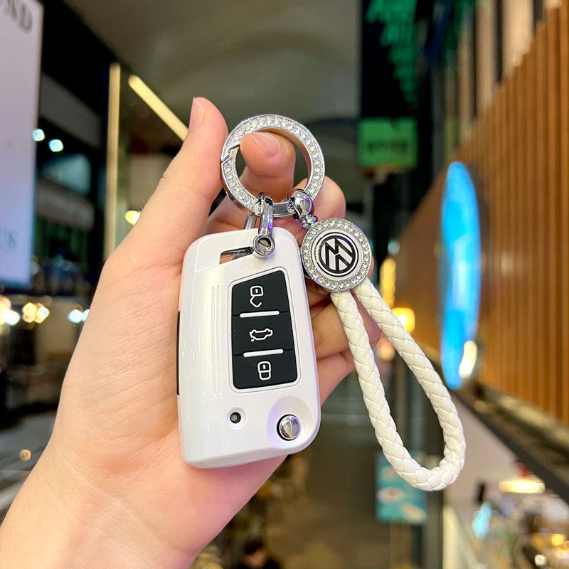 Applicable to Volkswagen key sets Bora Sagitar Langyi Lingdu Tanyue Tuang Tuguan Tangge Movie Car Key Case Buckle