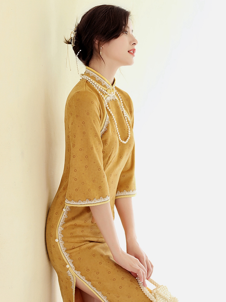 Advanced spring lightweight elite yellow velvet retro long cheongsam, high-quality style, 2023 years, trend of season, long sleeve