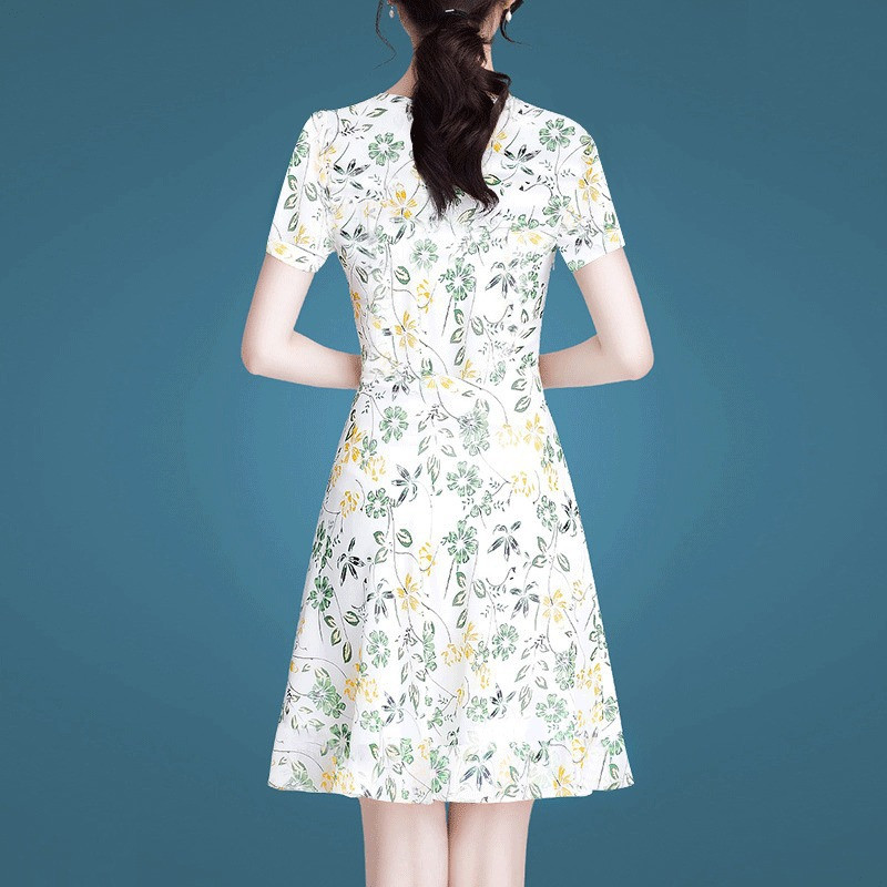 淘宝女装排行大揭秘！普通女生也能穿出高级感，姐妹们快收藏！