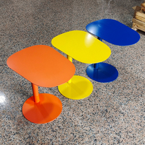 Danish designer sofa edge a few dins tea table small table light lavish small family type side table mini tennis red coffee table