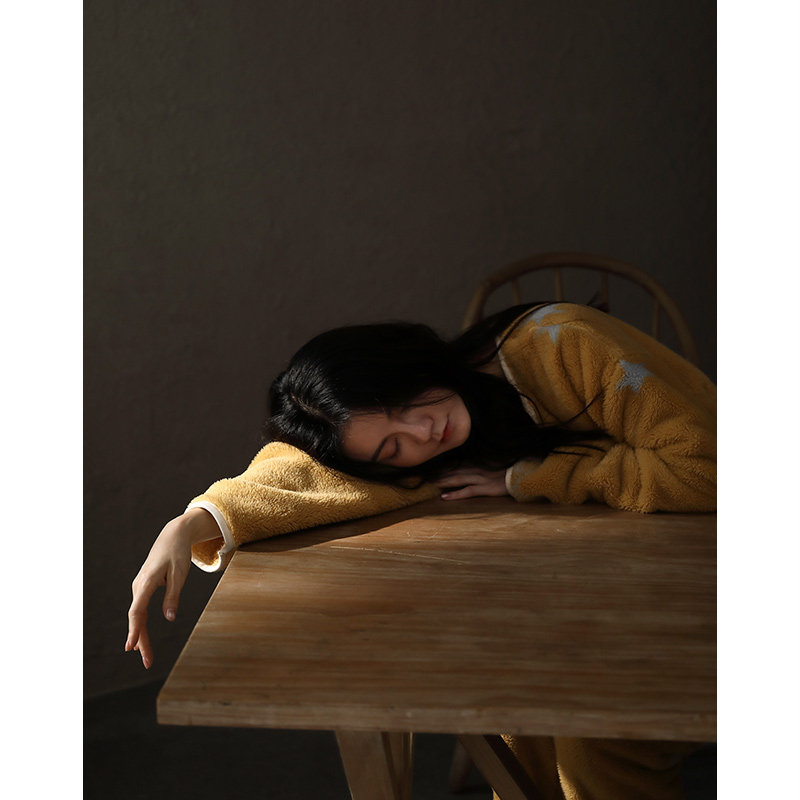 Sleepwear women's winter coral suede thickened plus suede 2021 The new warm and cute home suit can be worn out of casual suit