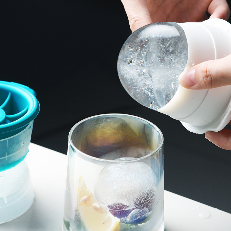 Whiskey ice hockey ice cube mold silicone ball maker artifact ice maker small ice cube ice cube box
