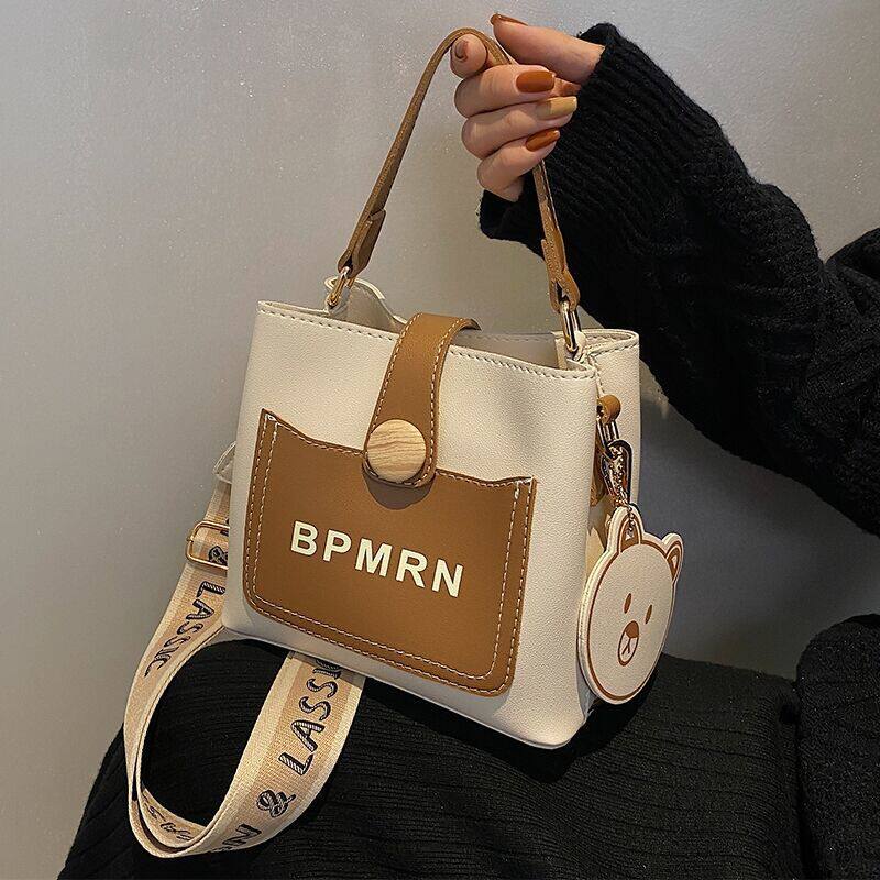 This year Pop Packets Bag girls pack small crowdsourced 2021 new wave fashion broadband inclined shoulder bag single shoulder hand bucket bag