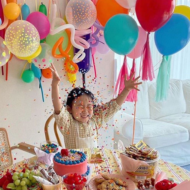 Small Red Books Ins South Korea 100 Days Anniversary Week Birthday Arrangement Balloon Birthday Decoration Party Background Scene Arrangement