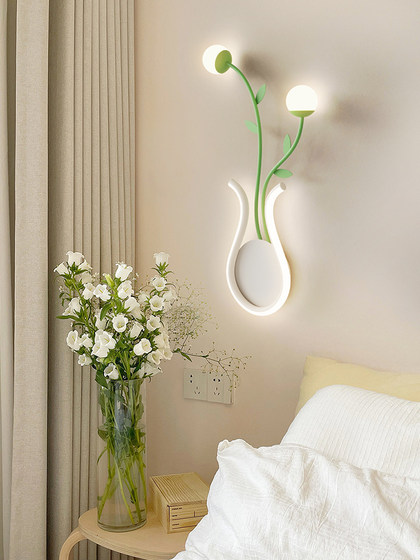 Bedside Wall Lamp for Bedroom 2026 New Trendy Creative Master Bedroom Romantic Modern Minimalist Style Tv Background Wall Lamp