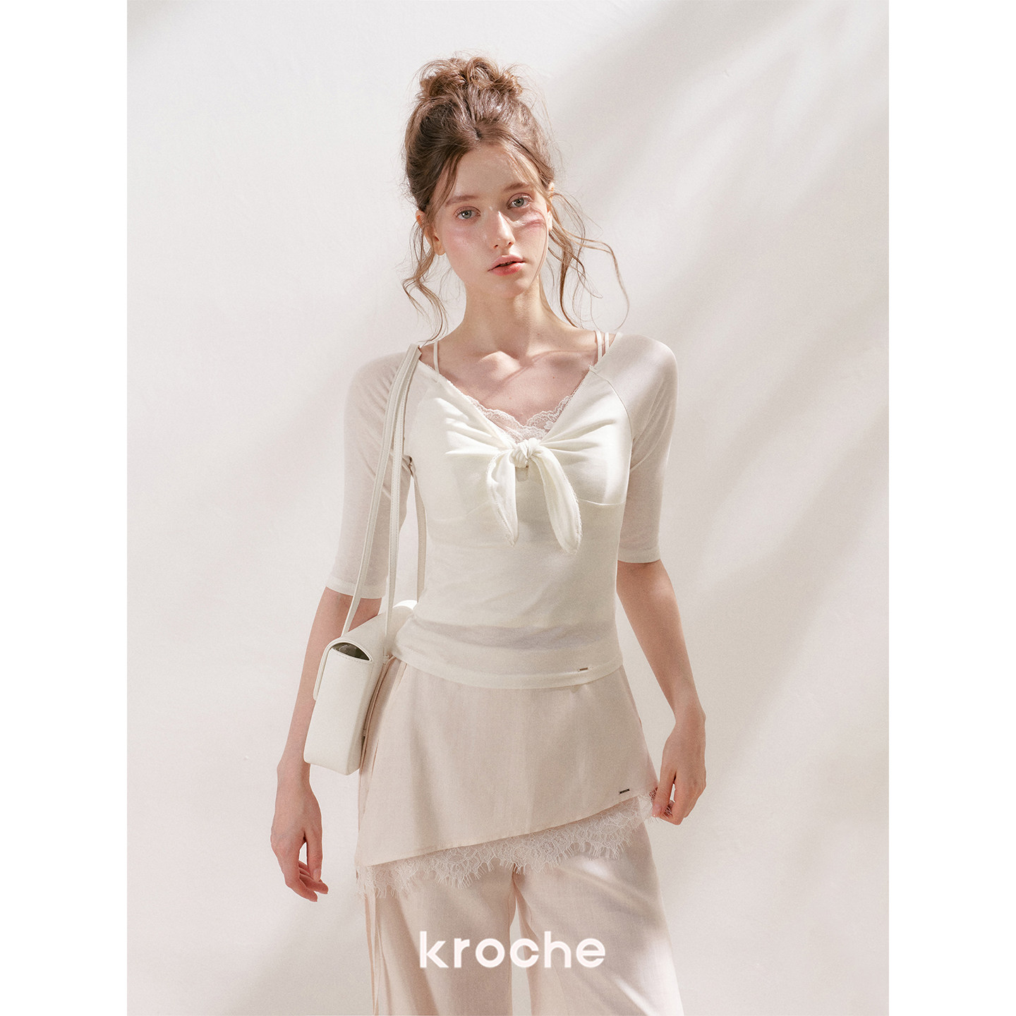 KROCHE リボン Tシャツ KEC8074