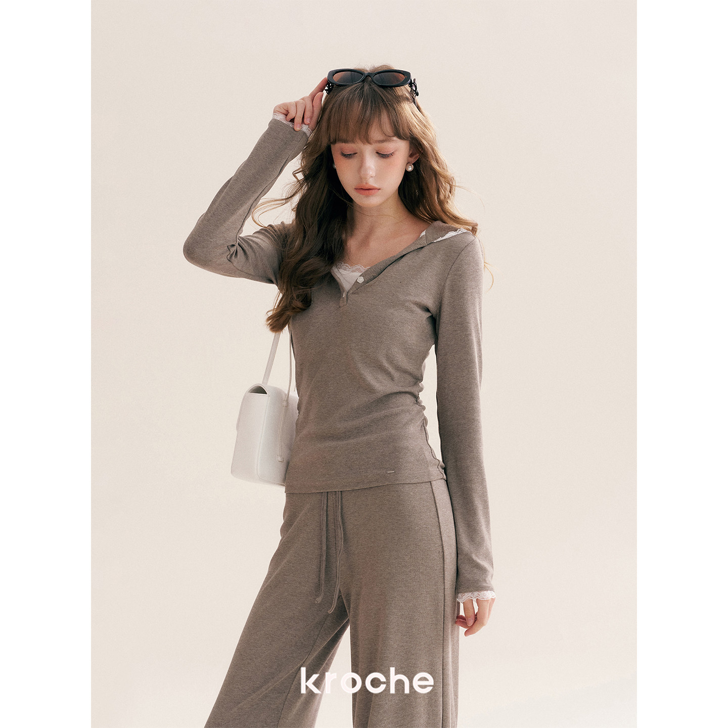 KROCHE レース フード付き ストレート 重ね着風 セットアップ