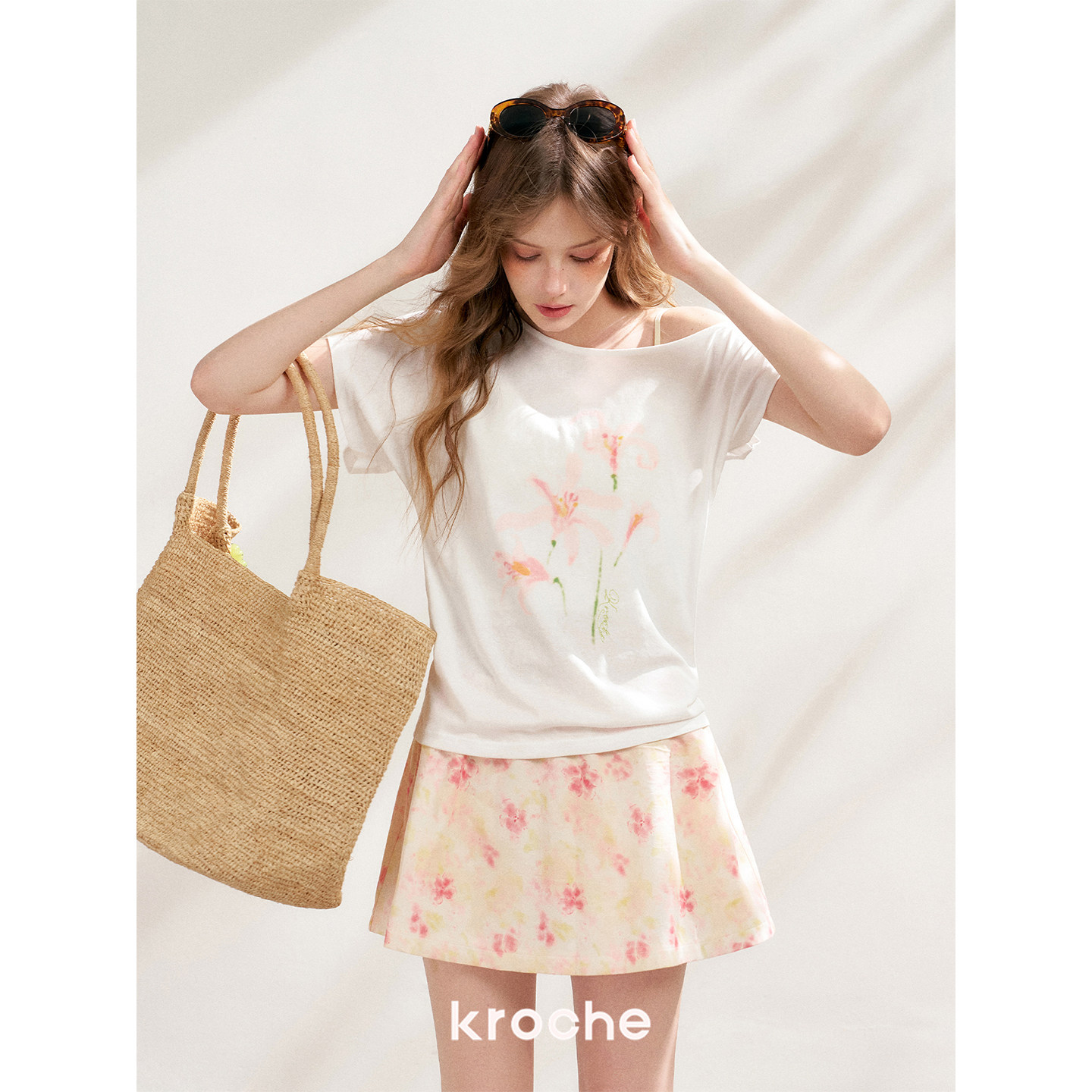 KROCHE アシンメトリー プリント 半袖 Tシャツ KEC4019