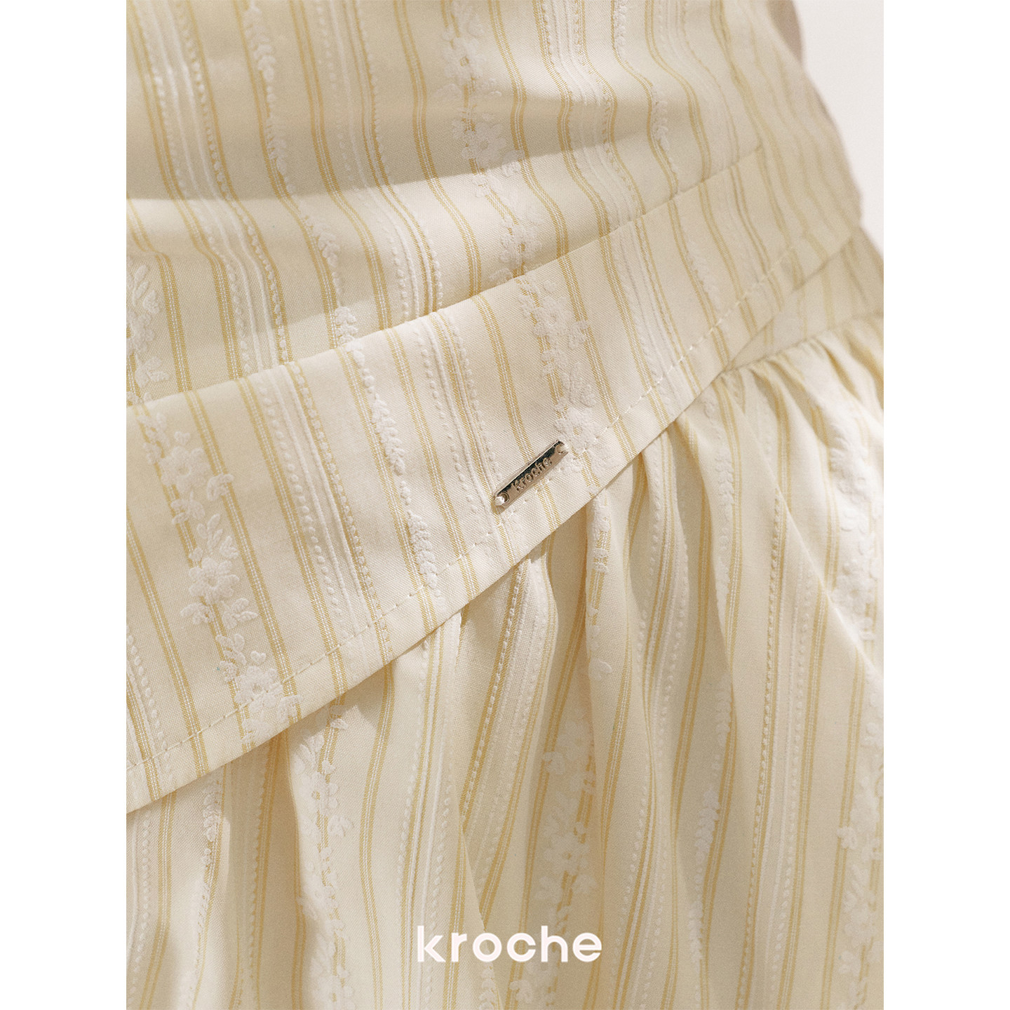 KROCHE オフショルダー ストライプ アシンメトリー セットアップ