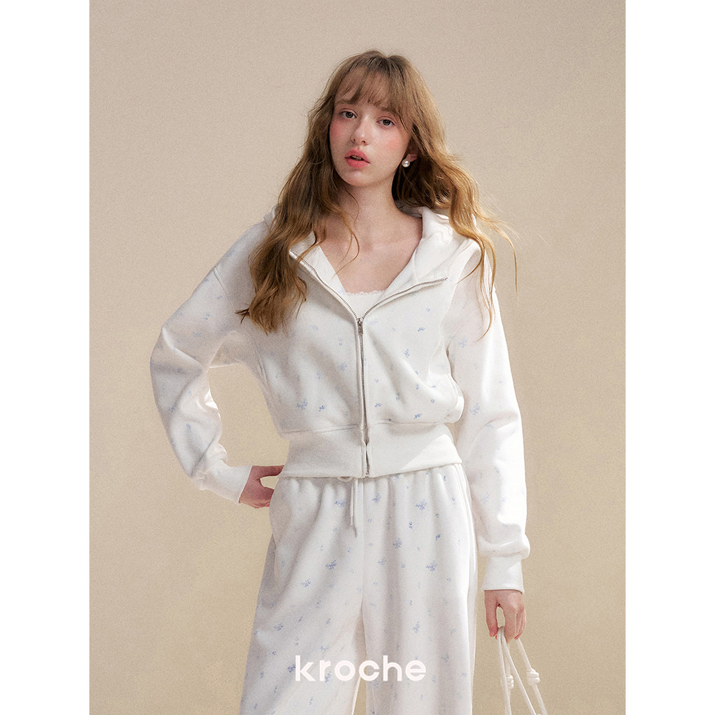 KROCHE プリント フード付き セットアップ