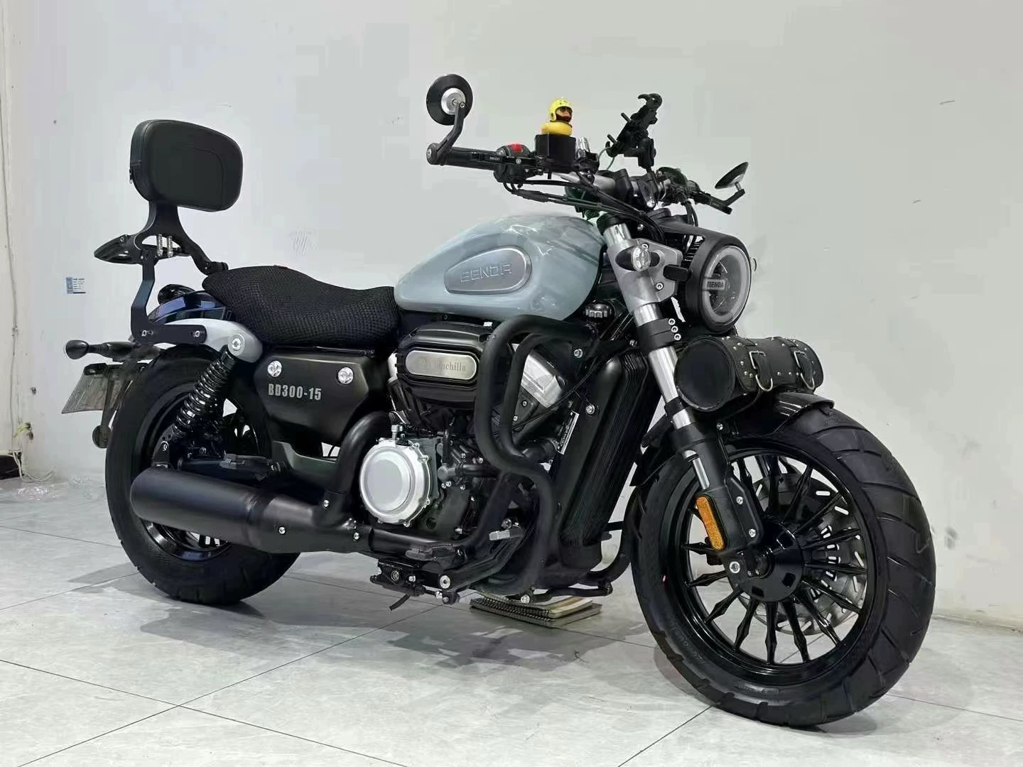 Импортированный подержанный мотоцикл BMW latte cruise ретро тяжелый локомотив Princes Yamaha V-цилиндр 250 Tianwang Street car