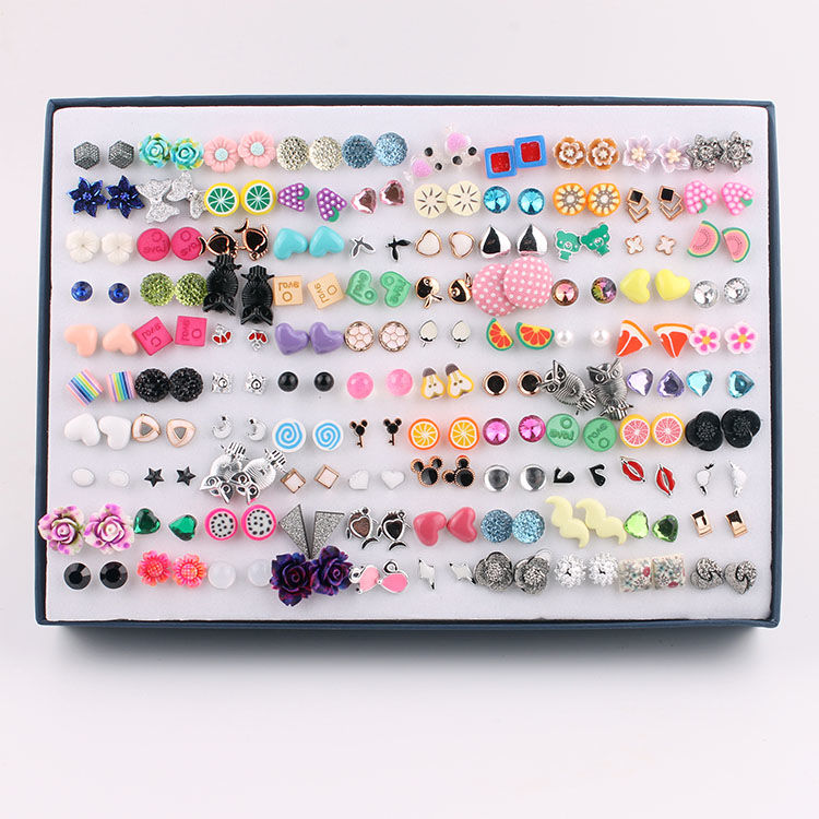 *Plastic earneedle female box of earrings simple small and small ear bar students in 2021 new tide needle set