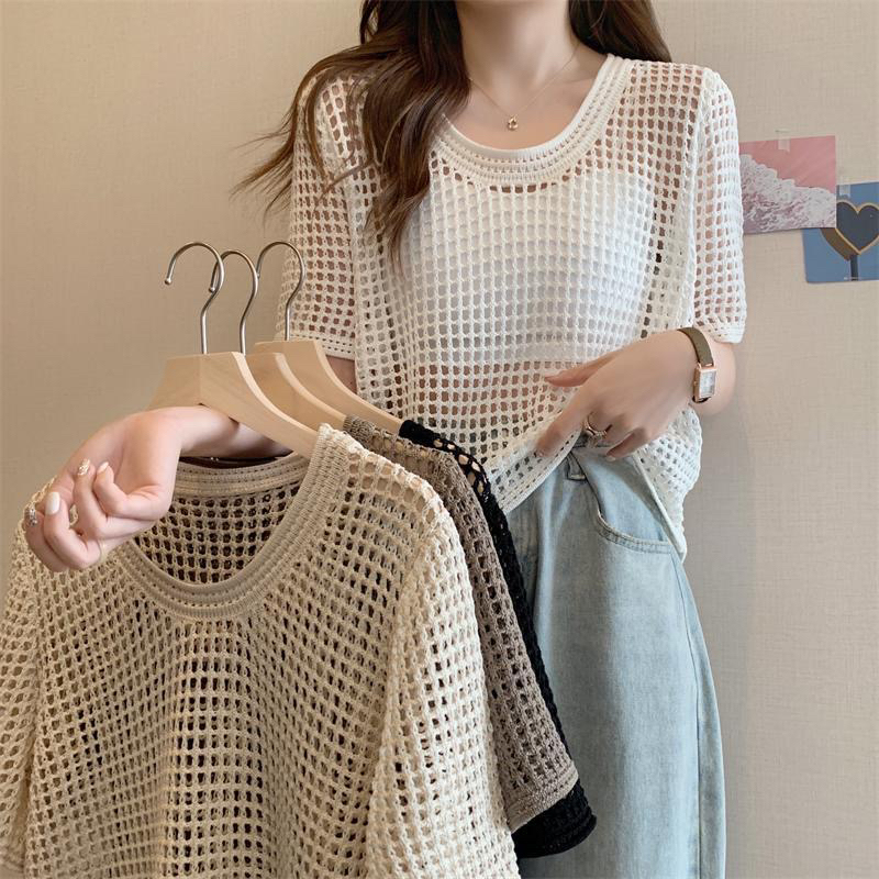 Hollow-Out Short-Sleeved Sun Protection Blouse for Women 2023 Summer Black Short-Sleeved T-Shirt to Wear with a Small Chanel-Style Thin Knitted Sweater T-Shirt Hollow-Out Short-Sleeved Sun Protection Blouse for Women 2023 Summer Black Short-Sleeved T-Shirt to Wear with a Small Chanel-Style Thin Knitted Sweater T-Shirt