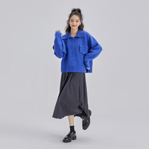 The small deers puff blue Danube Klein blue fine spinning big over the Korean version thickened wool cardiff