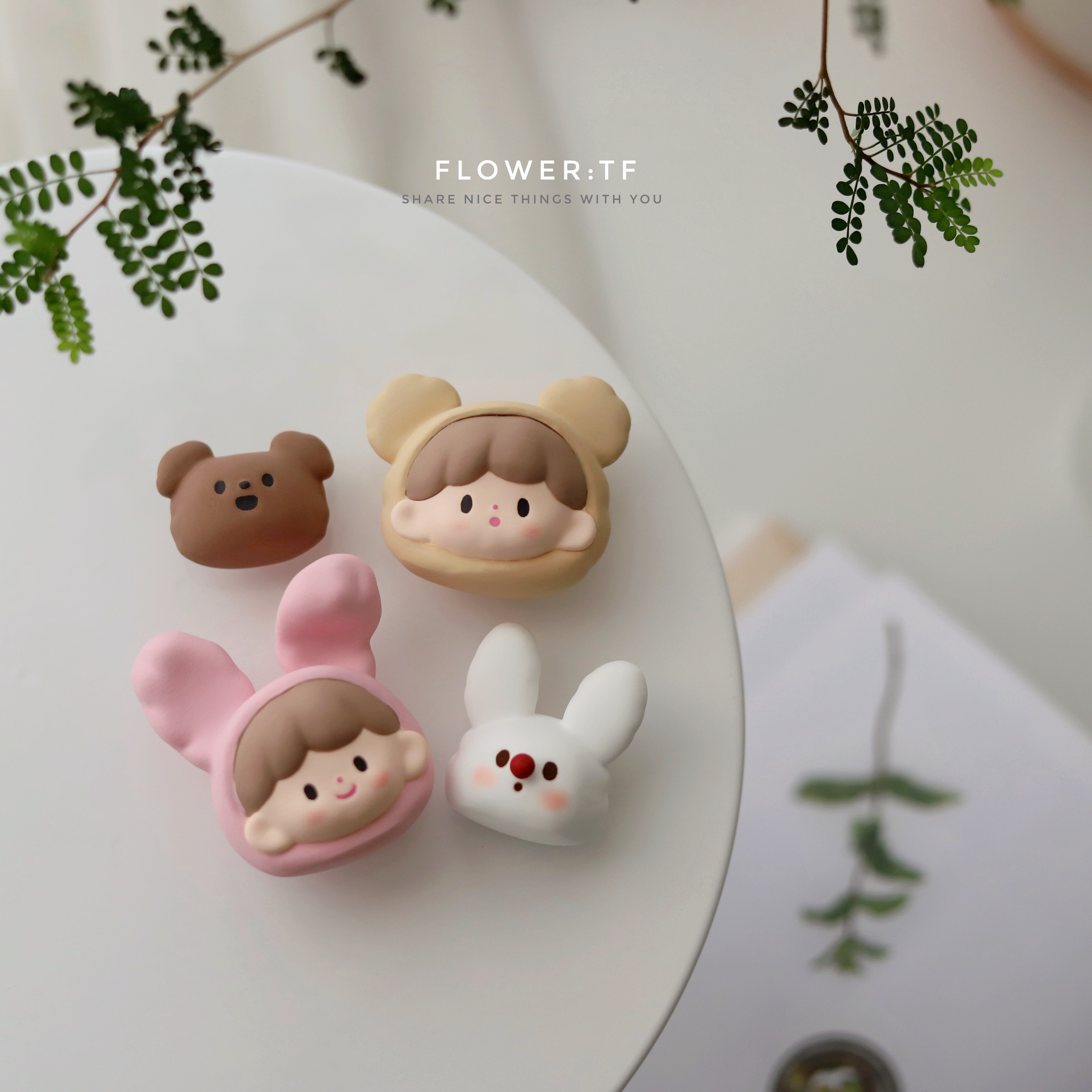 Benz BMW Audi Chapo King's on-board air outlet Aroma Lavender Interior Decoration Items Perfume lasting Aroma Lady