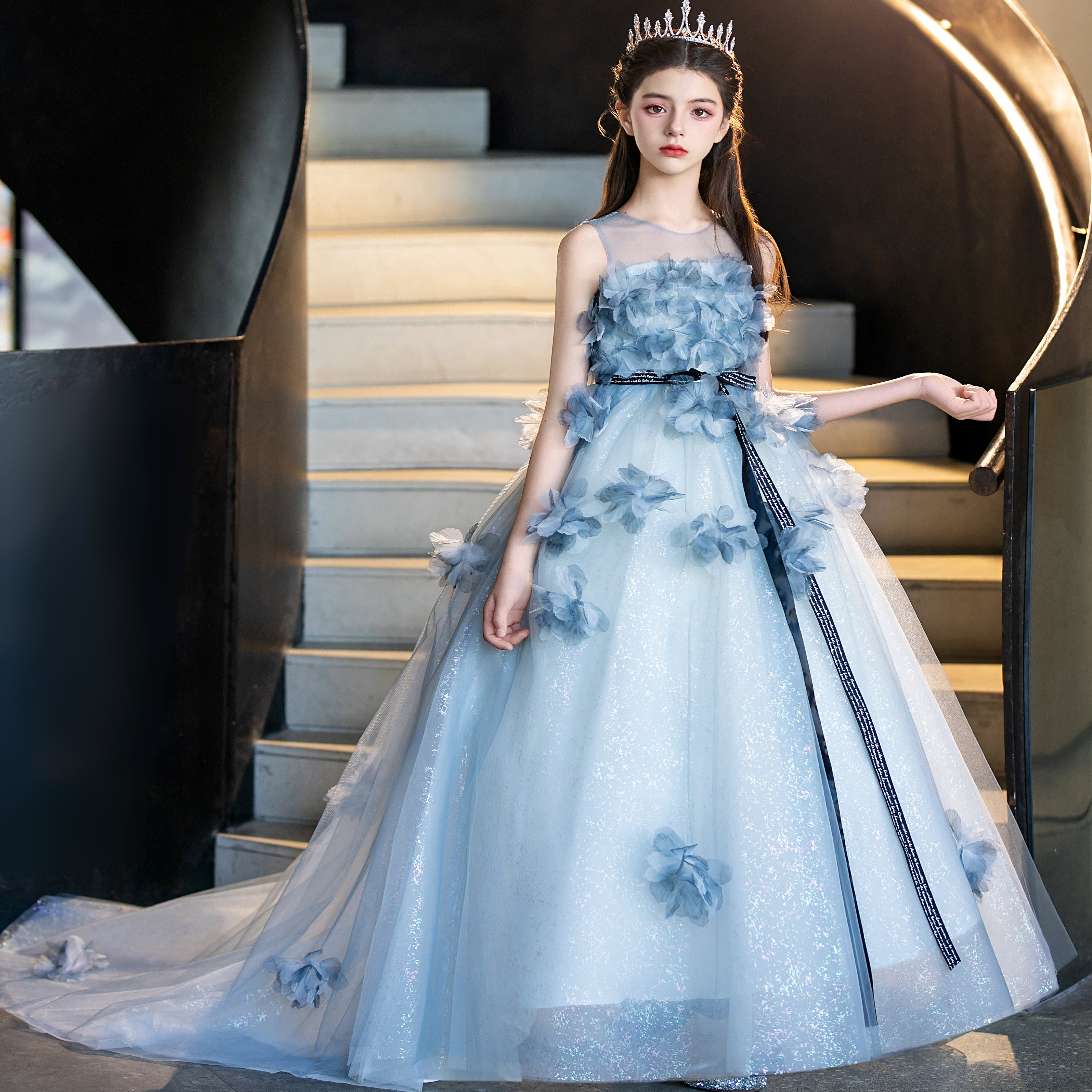 🌟 女童晚礼服公主裙 | 舞台上的小公主👑-儿童礼服-淘宝好物网