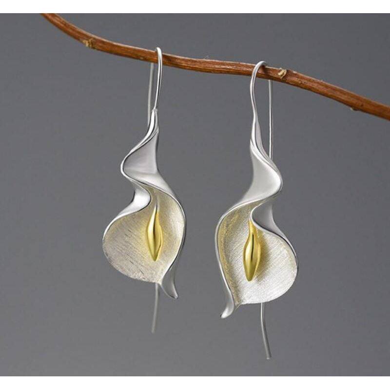 3E3C Trendy Floral Wave Earrings | Creative Alloy Statement Earrings for Fashion-Forward Style