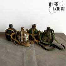 Old-style marching pot Cultural Revolution Period Old objects Farmer Farm Decoration Film and TV Props