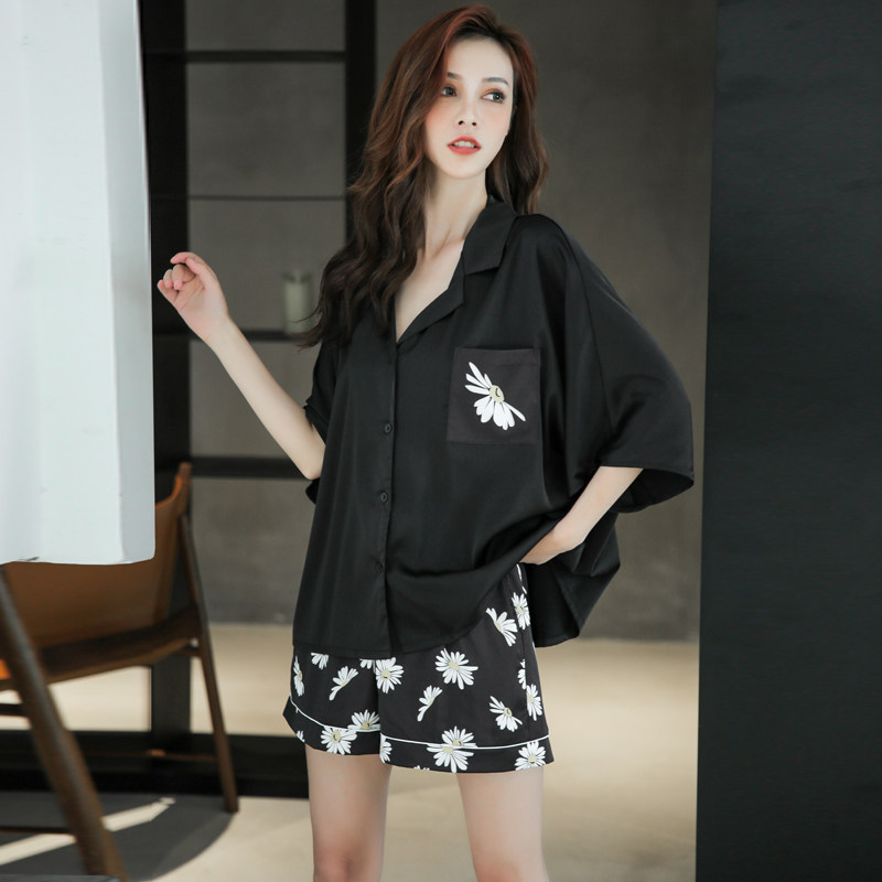 2021 summer new pajamas women's suit ice silk thin section small daisy large size fashion silk can go out home clothes