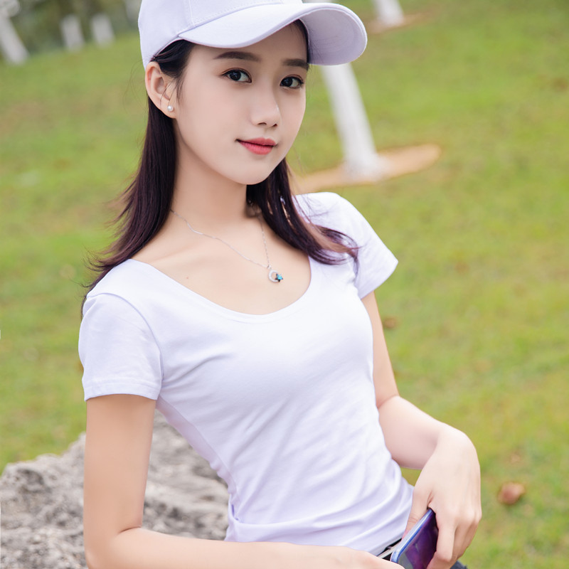 默谚馨时尚服饰