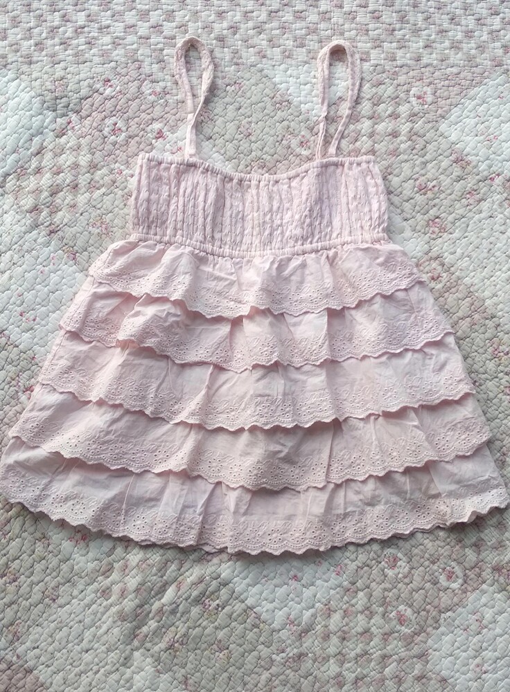 Get the "Goddess Vibe": Wavy Slim-Fit Spaghetti Strap Camisole - Detail image 3