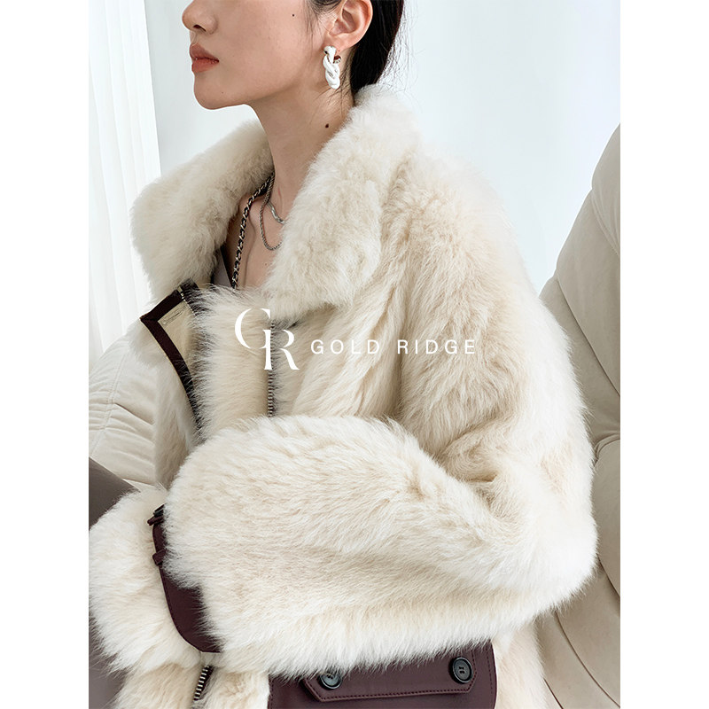 GOLD RIDGE · Spain imported Tuscan fur coat
