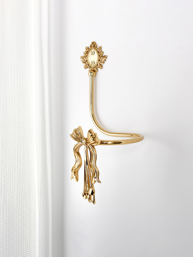 Retro Brass Bow Knot Curtain Hook Creative American Style Light Luxury European Style Living Room Bedroom Decoration Wall Hanging Wall Hook